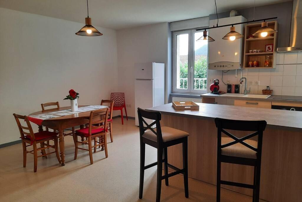 Saint Fortunat Sur Eyrieux : Gite 4 A 6 Personnes Exterior foto